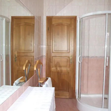 Nadfedeles Apartmanhaz Apartamento