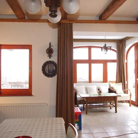 Nadfedeles Apartmanhaz Apartamento