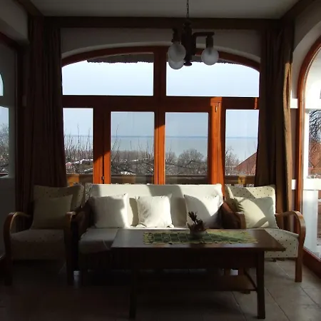Nadfedeles Apartmanhaz