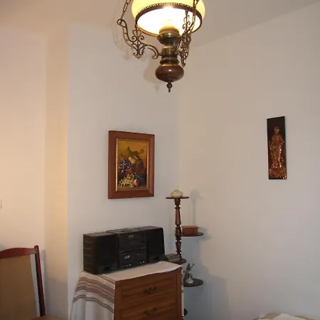 Apartamento Nadfedeles Apartmanhaz Balatonalmádi